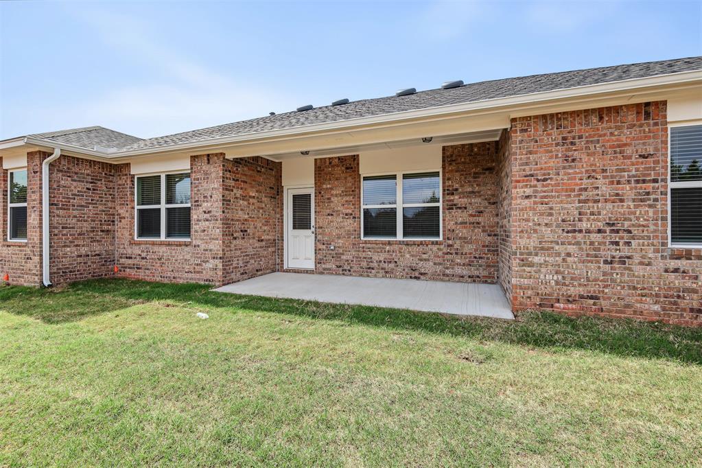 548 Stella Trail Property Photo 37
