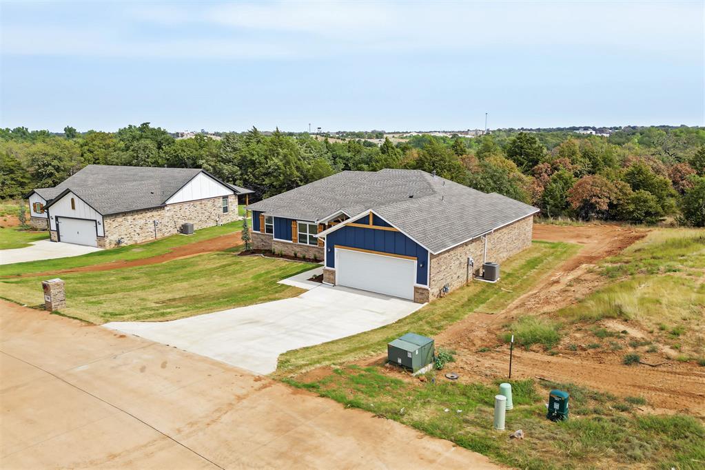 548 Stella Trail Property Photo 41