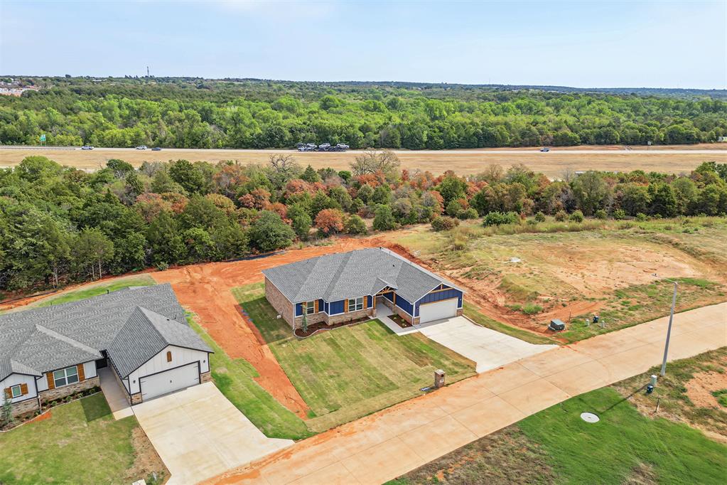548 Stella Trail Property Photo 43