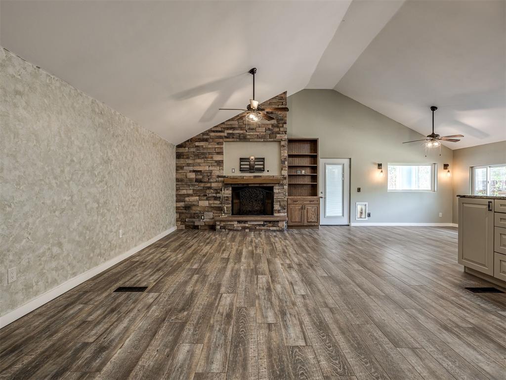 1025 E Triplett Road Property Photo 5