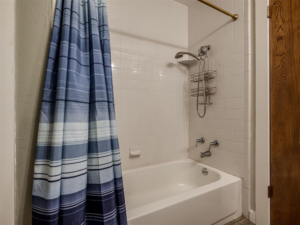 1025 E Triplett Road Property Photo 22