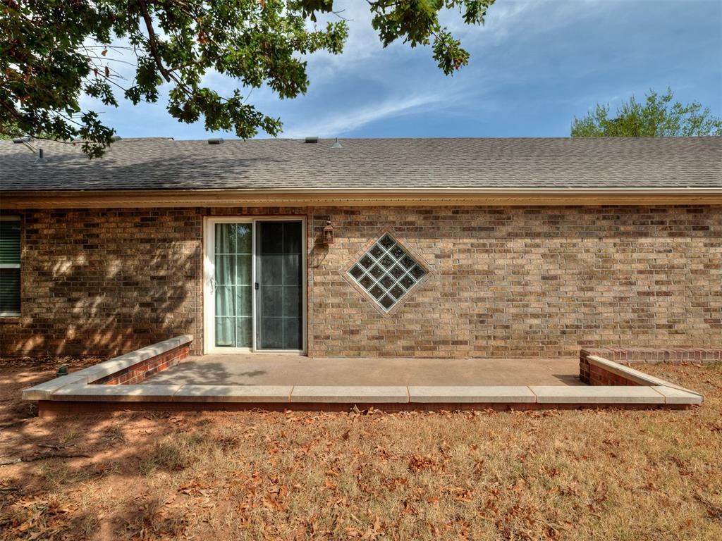 1025 E Triplett Road Property Photo 26