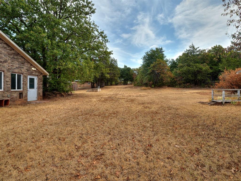 1025 E Triplett Road Property Photo 28