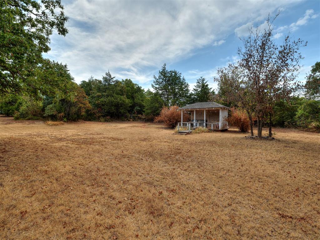 1025 E Triplett Road Property Photo 30