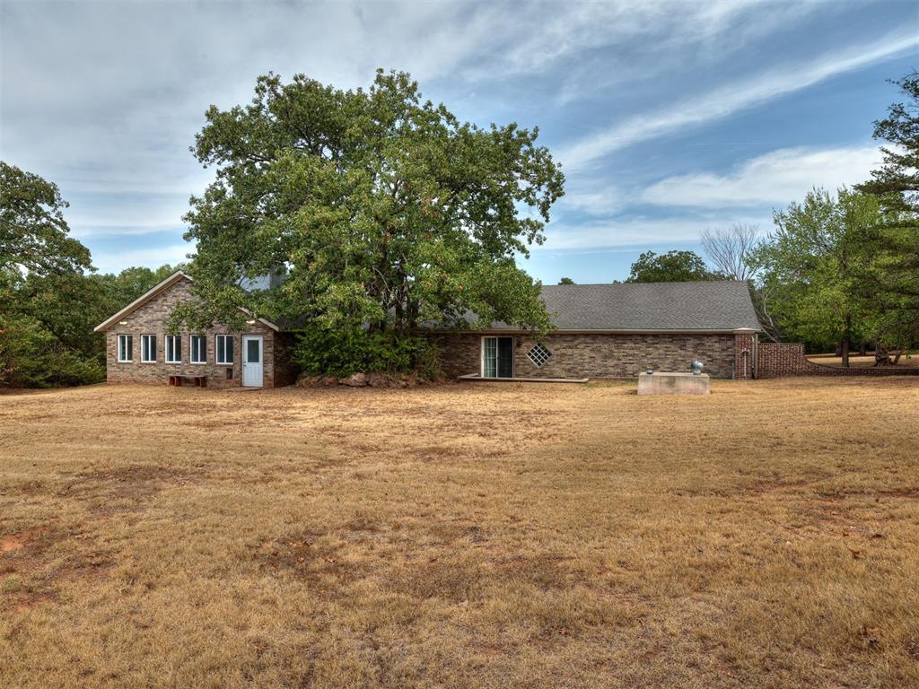 1025 E Triplett Road Property Photo 31