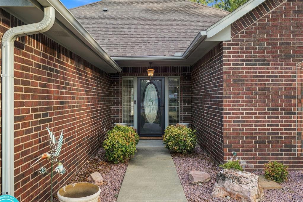 1718 Bridlewood Court Property Photo 3