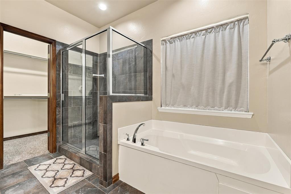 1718 Bridlewood Court Property Photo 18