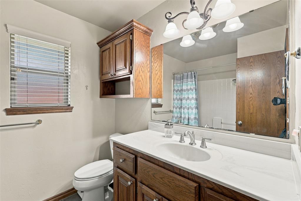 1718 Bridlewood Court Property Photo 21