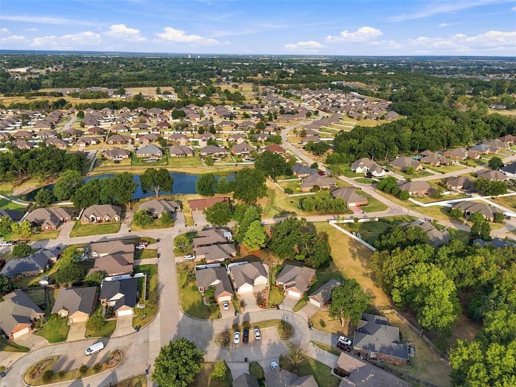 1718 Bridlewood Court Property Photo 34