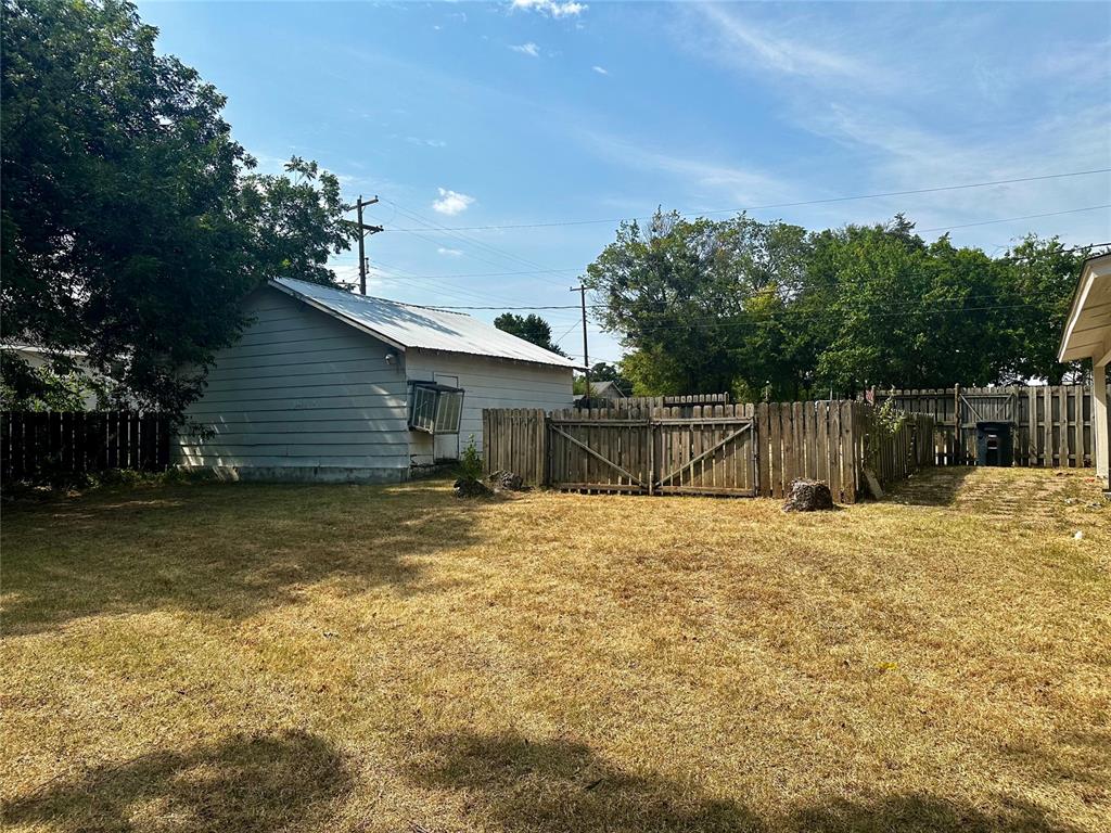 332 N Harrison Street Property Photo 19