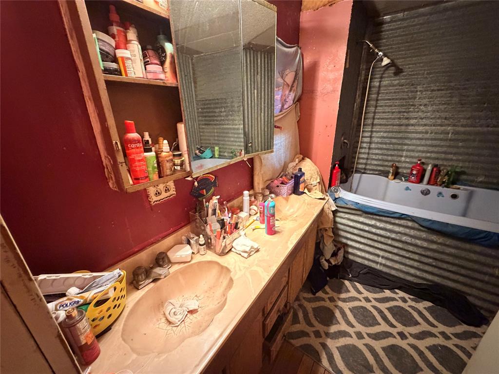 114174 N 3720 Road Property Photo 17