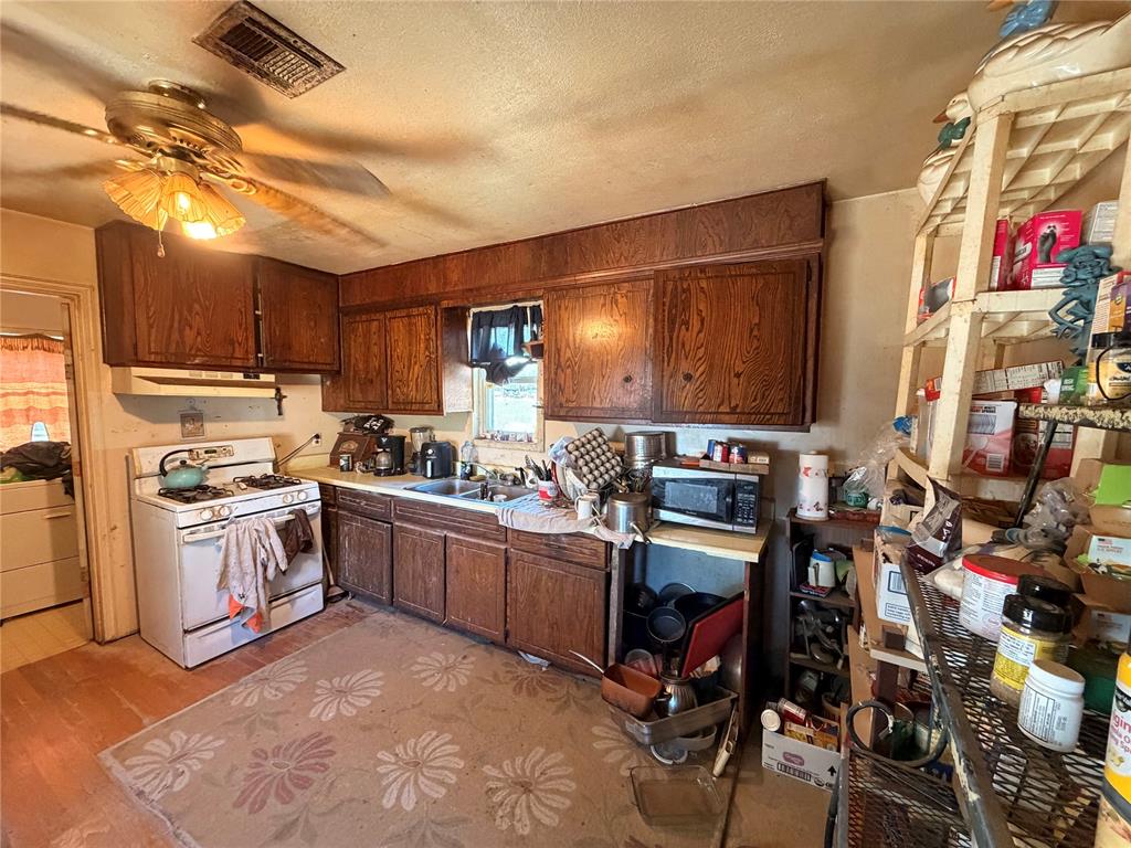 114174 N 3720 Road Property Photo 39