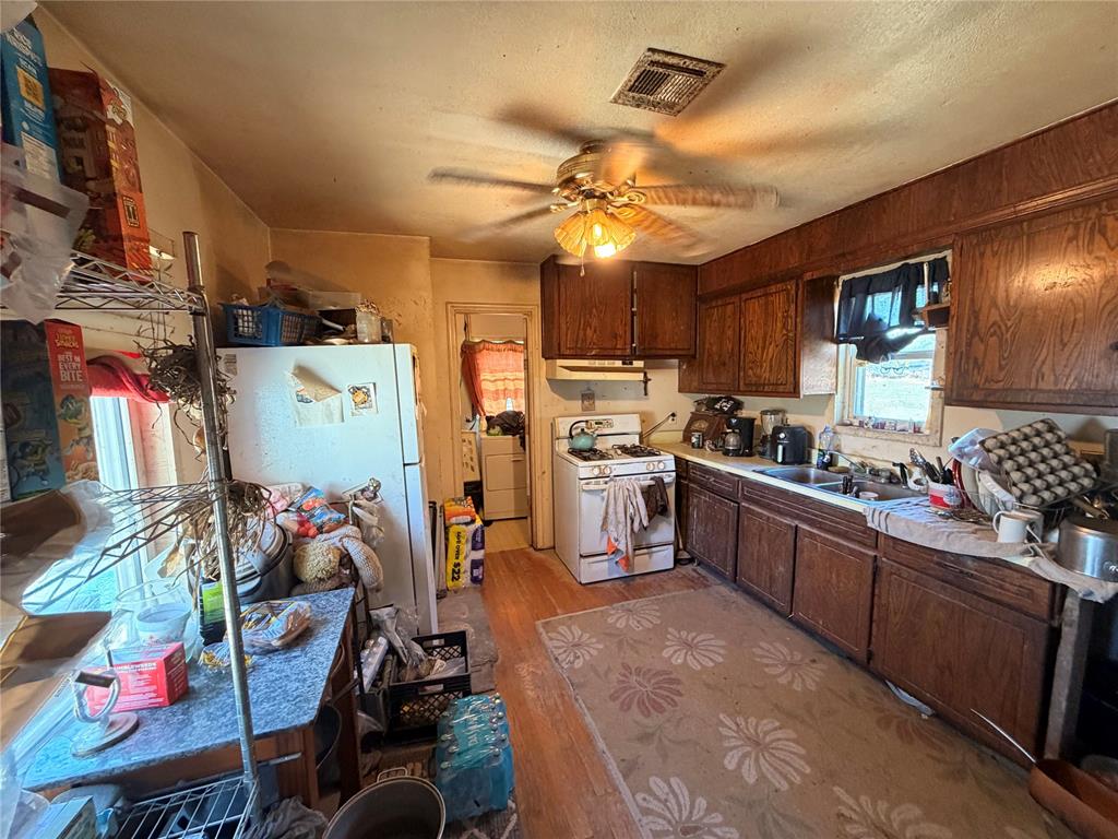 114174 N 3720 Road Property Photo 40