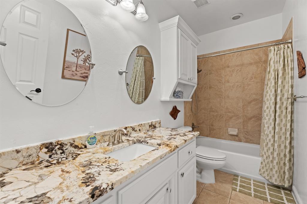 1600 Durham Court Property Photo 27