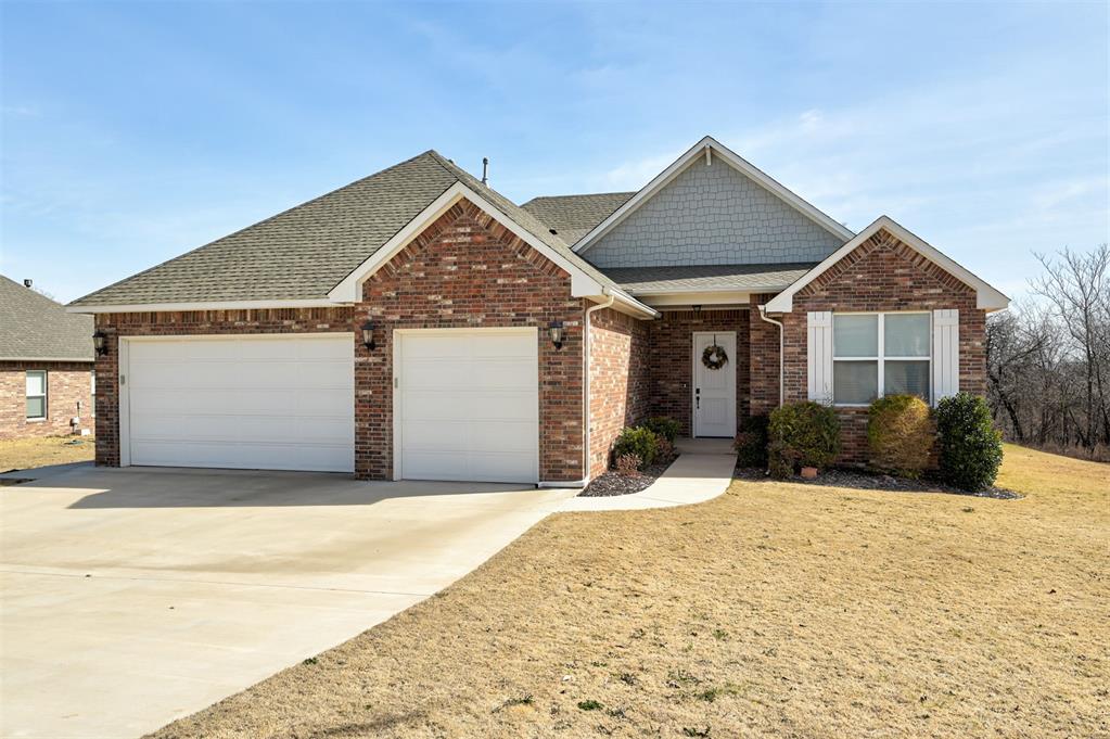 8930 Tall Oaks Drive Property Photo 2