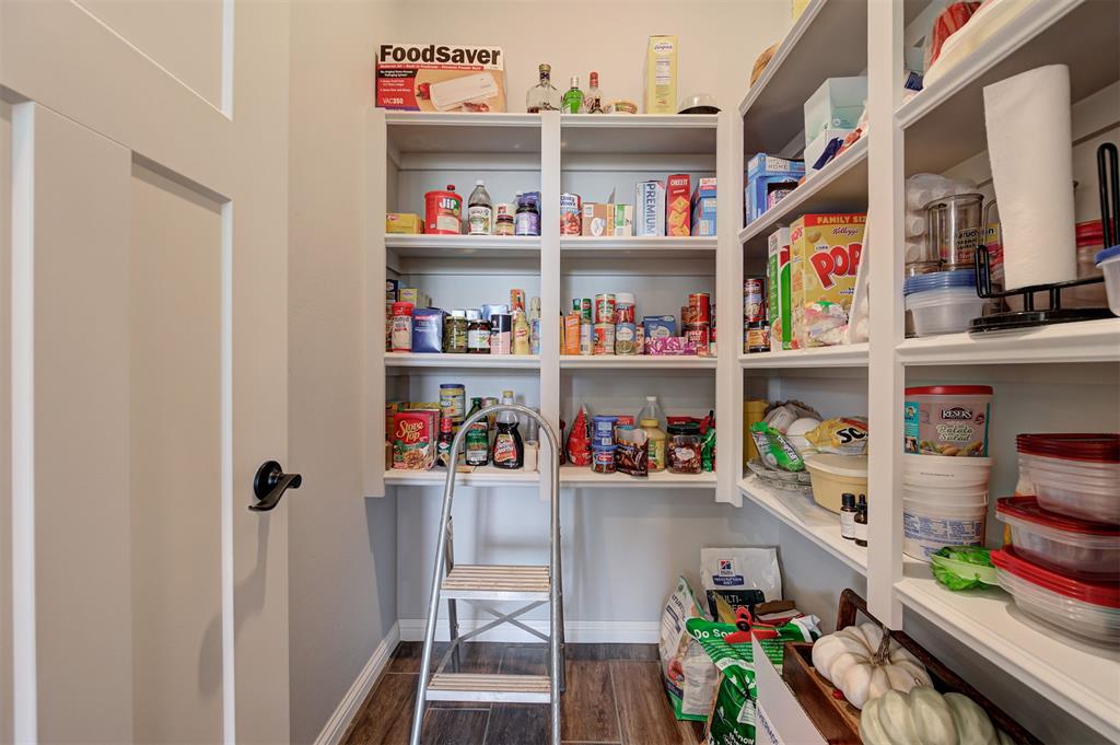 8930 Tall Oaks Drive Property Photo 30
