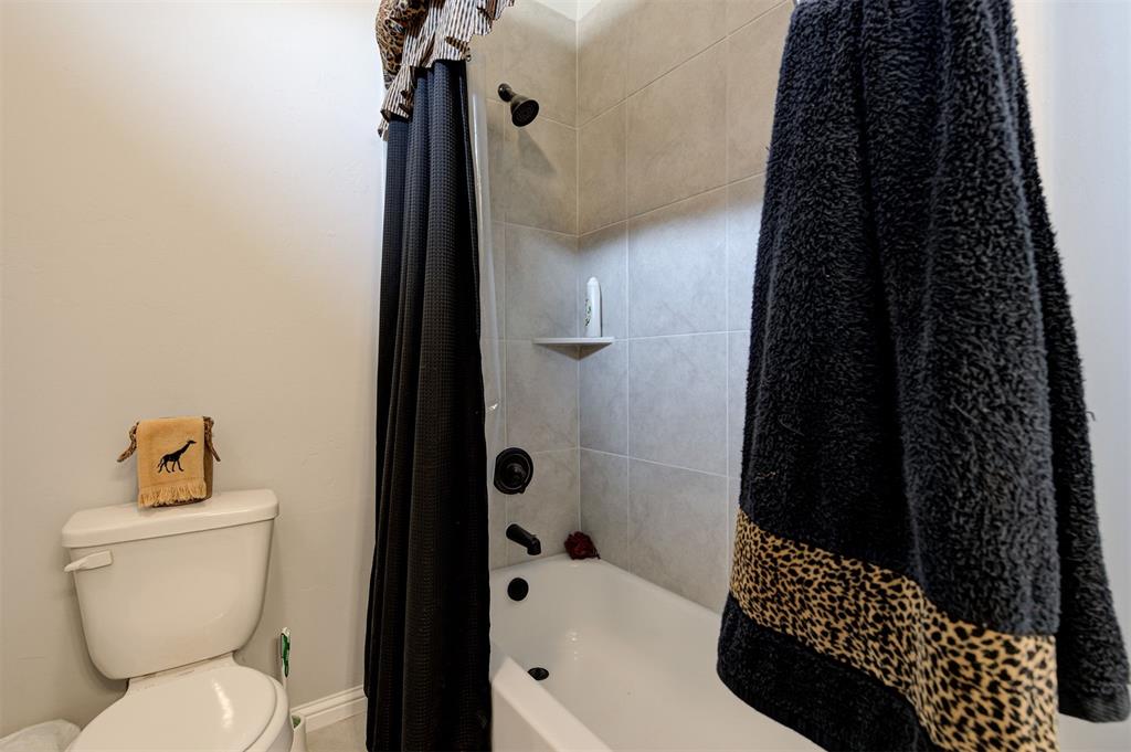8930 Tall Oaks Drive Property Photo 34
