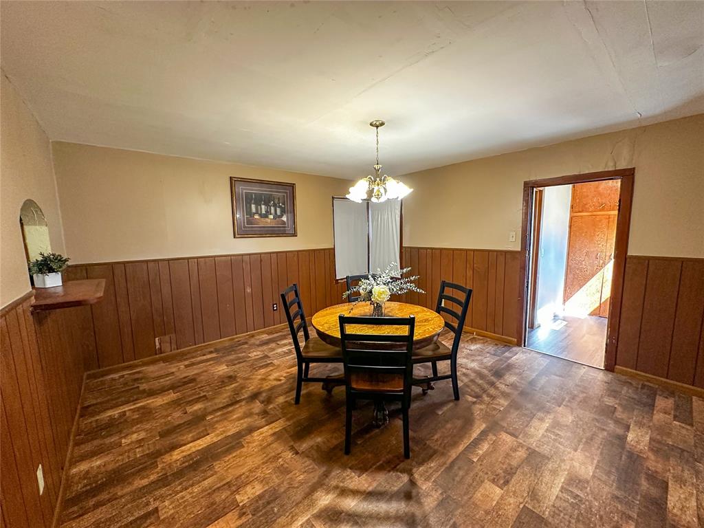 306 S 4th Street Property Photo 4