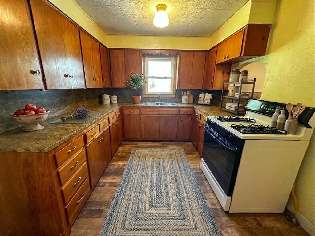 306 S 4th Street Property Photo 25