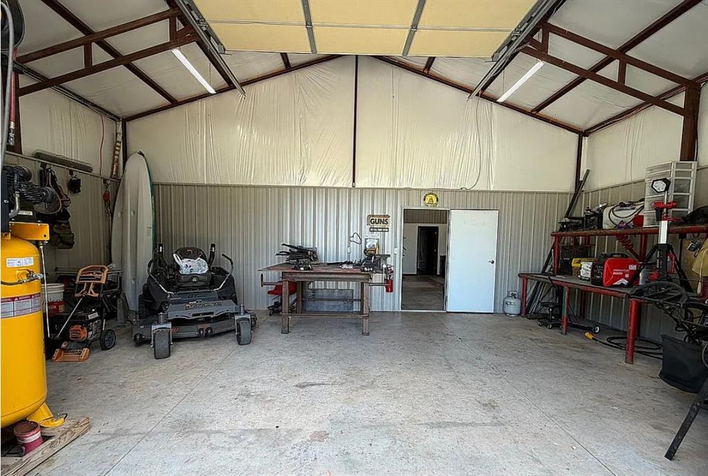 12524 E County Road 1540 Property Photo 21