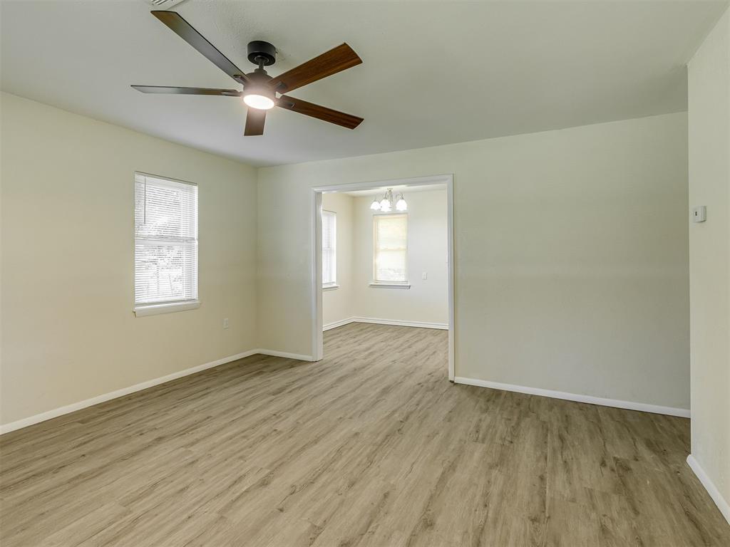 240 N Bobby Mankin Drive Property Photo 2