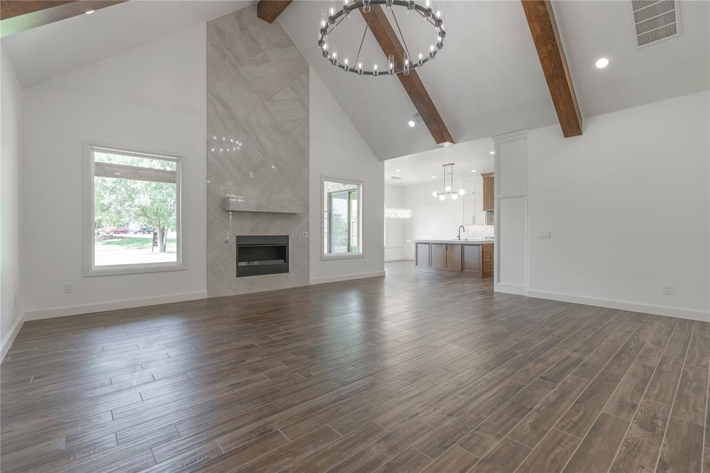 4208 Presley Place Property Photo 4