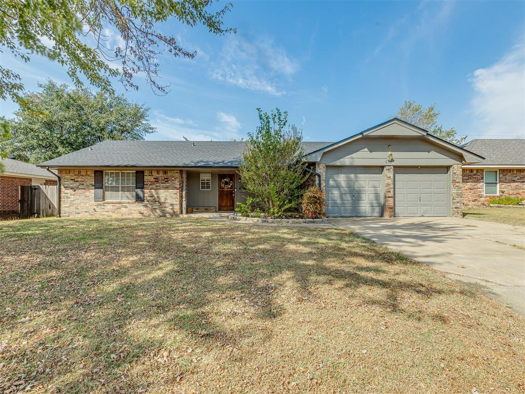 2111 Bellaire Drive Property Photo 6