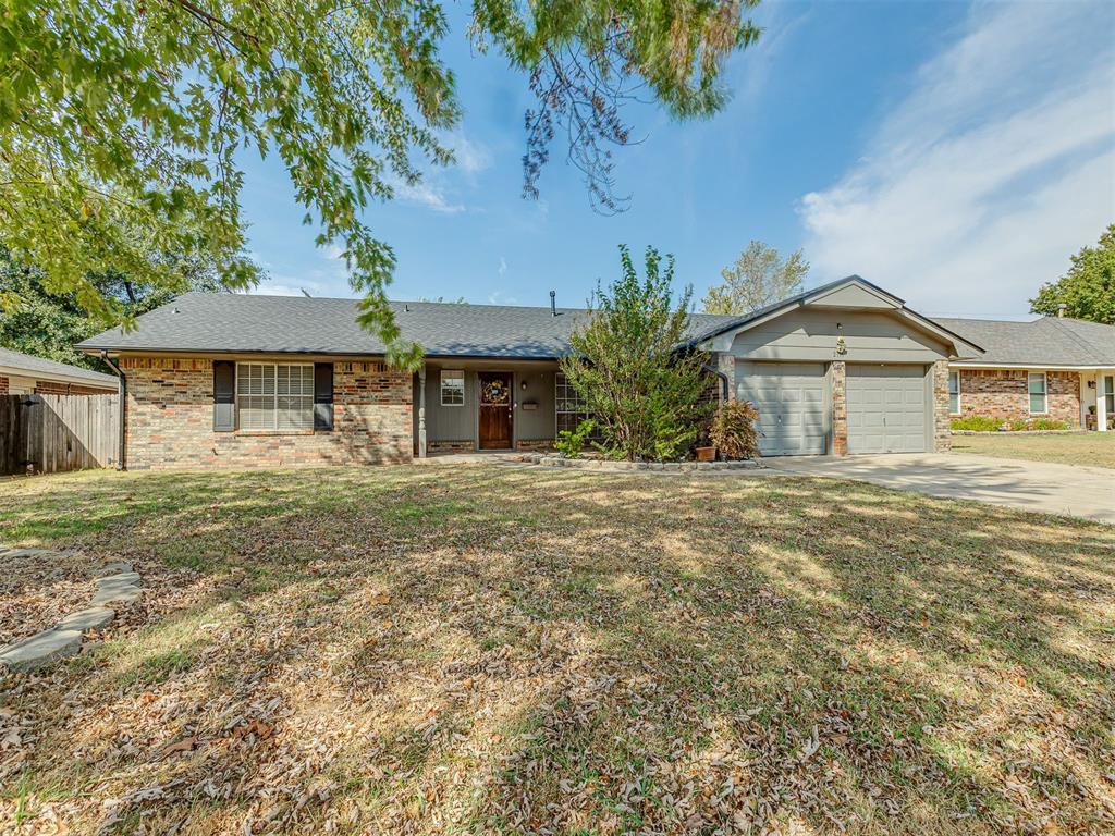 2111 Bellaire Drive Property Photo 7