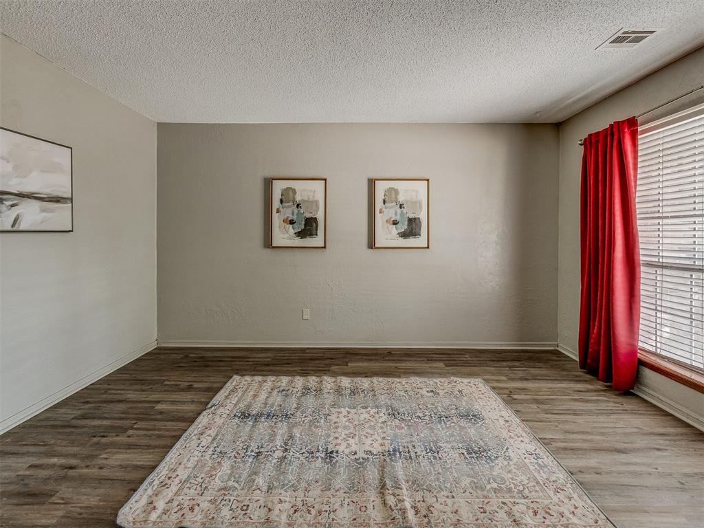 2111 Bellaire Drive Property Photo 11