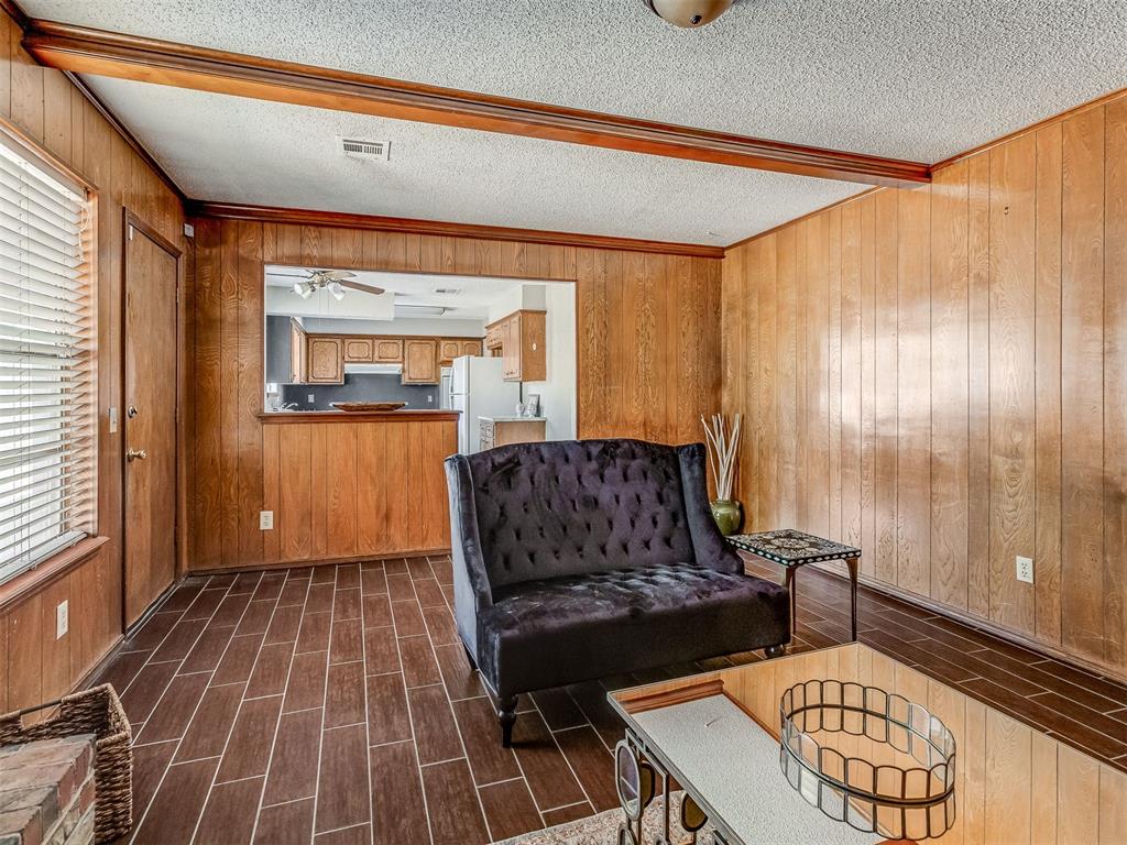 2111 Bellaire Drive Property Photo 15