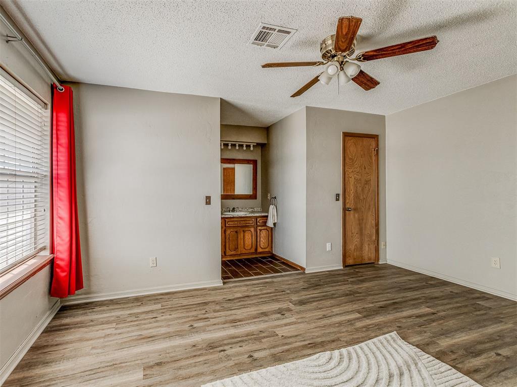 2111 Bellaire Drive Property Photo 24