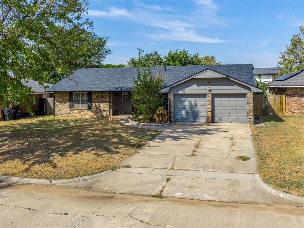 2111 Bellaire Drive Property Photo 37