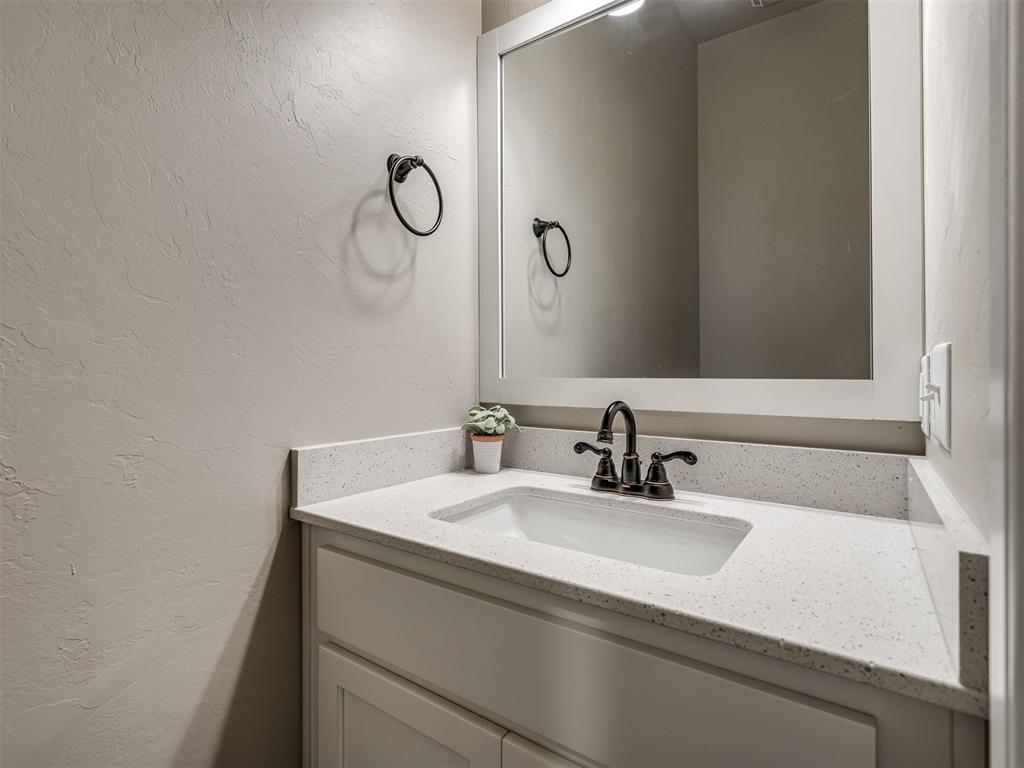 9024 Ne 141st Street Property Photo 12