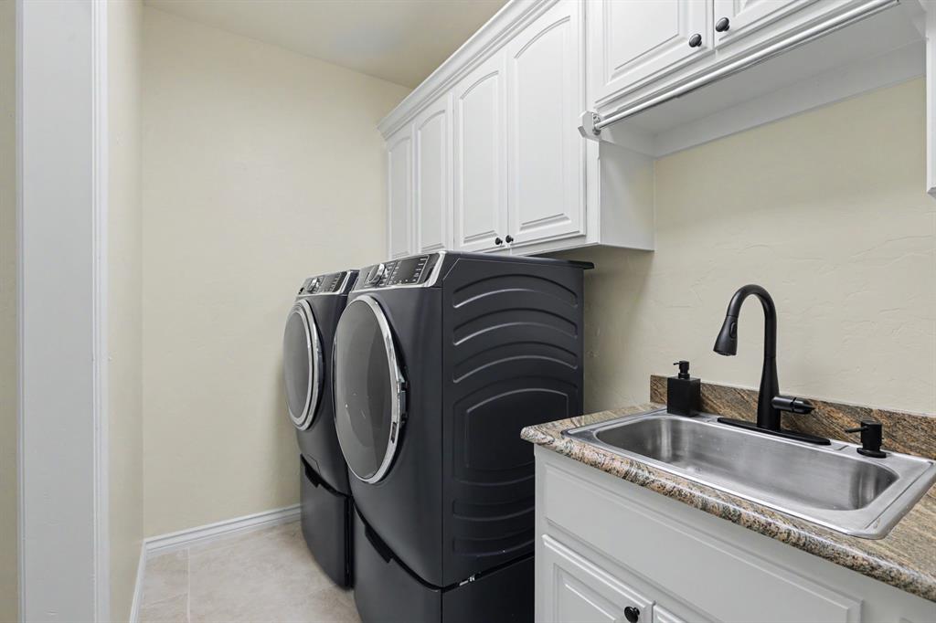 1032 W Camellia Way Property Photo 27