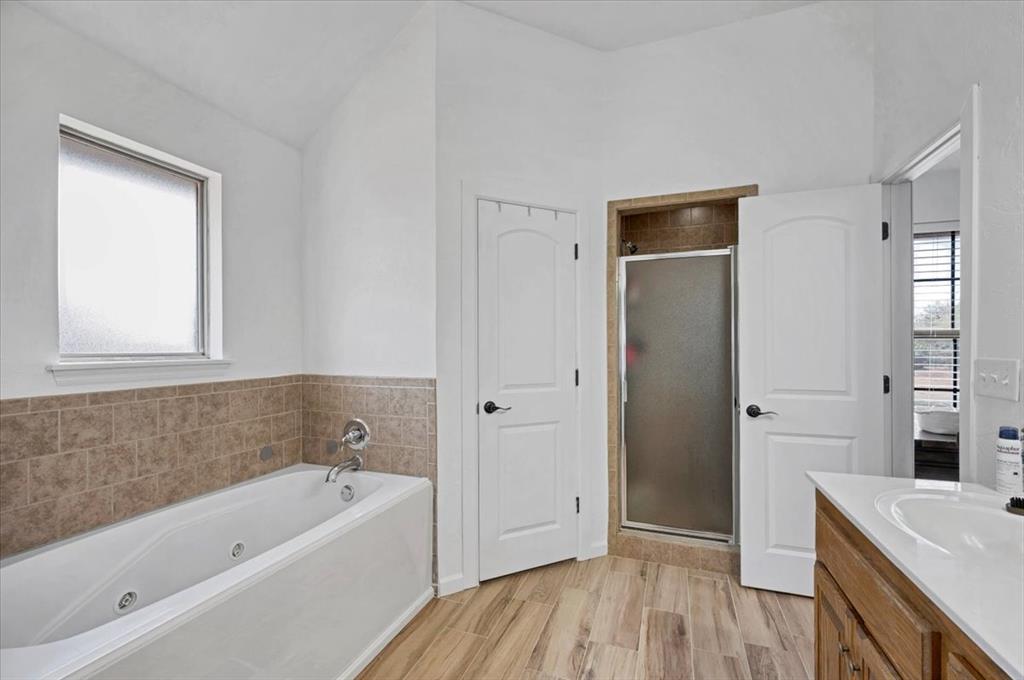 1301 S Morgan Road Property Photo 25