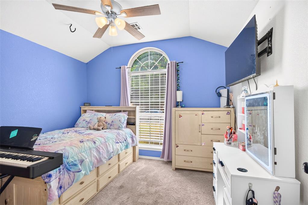 10221 Bradford Way Property Photo 15