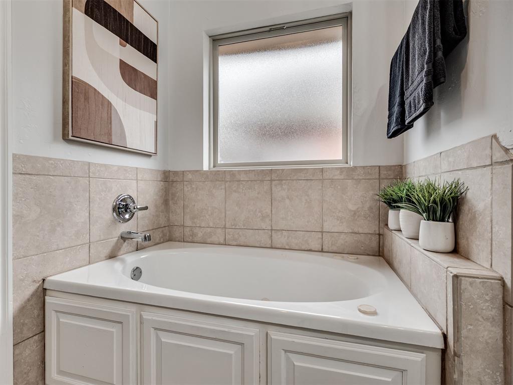 2308 Naples Way Property Photo 19