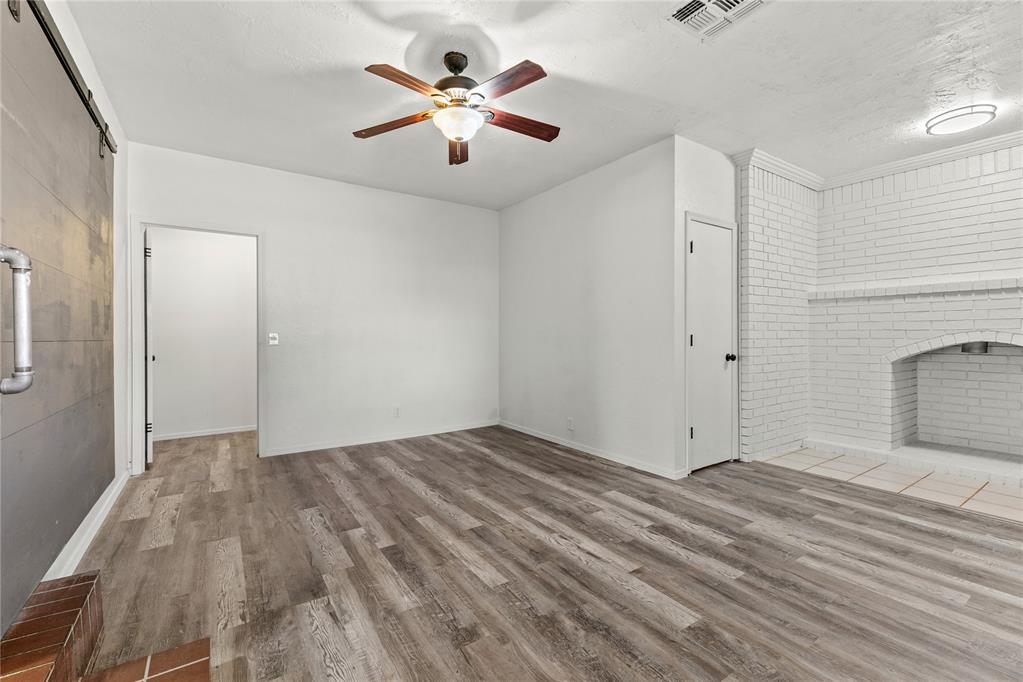 1015 E Kee Street Property Photo 11