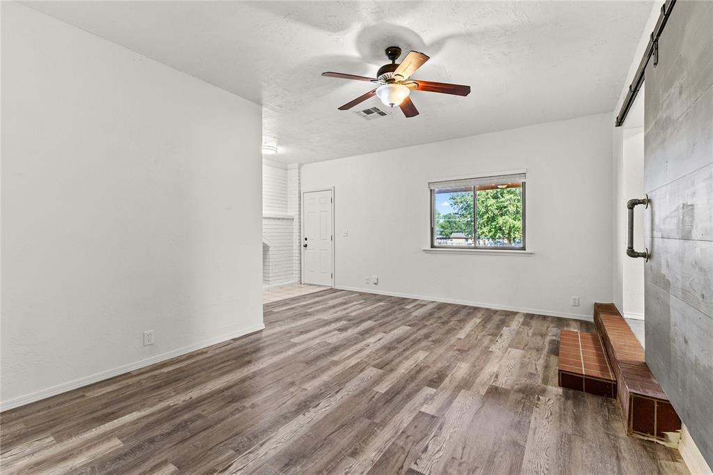 1015 E Kee Street Property Photo 12