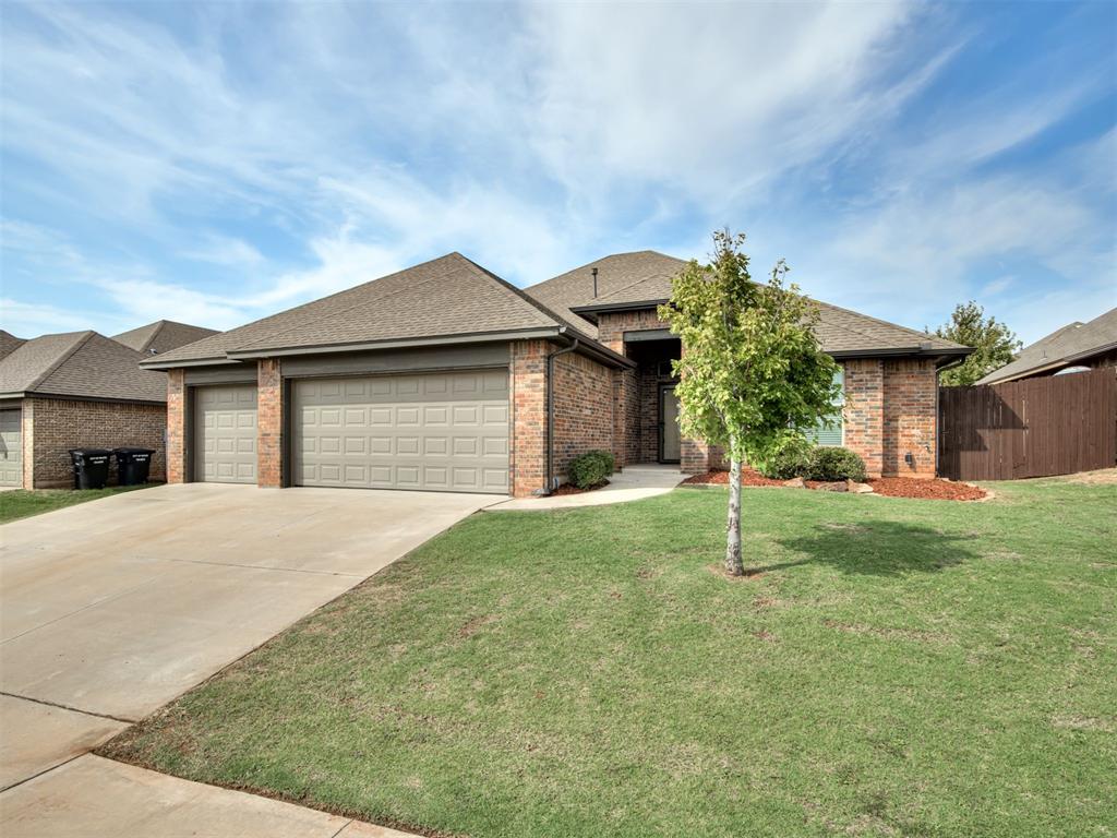 1017 Dayton Lane Property Photo 3