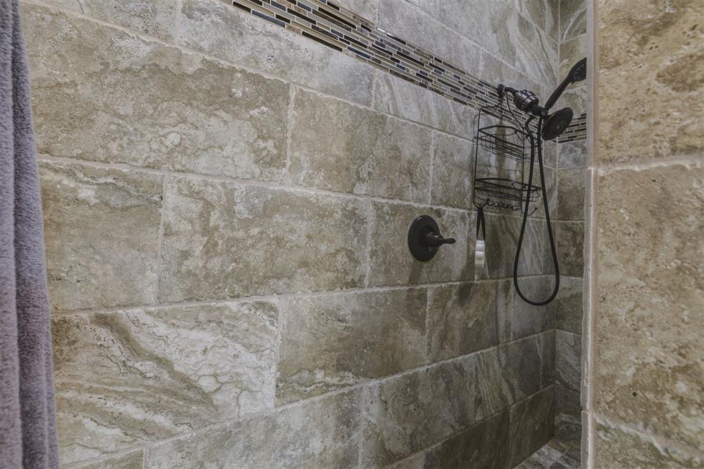 11012 Autumn Road Property Photo 39