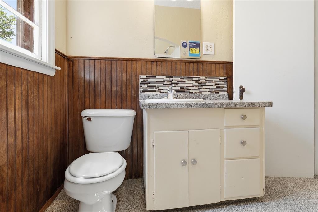 214 N Broadway Avenue Property Photo 14