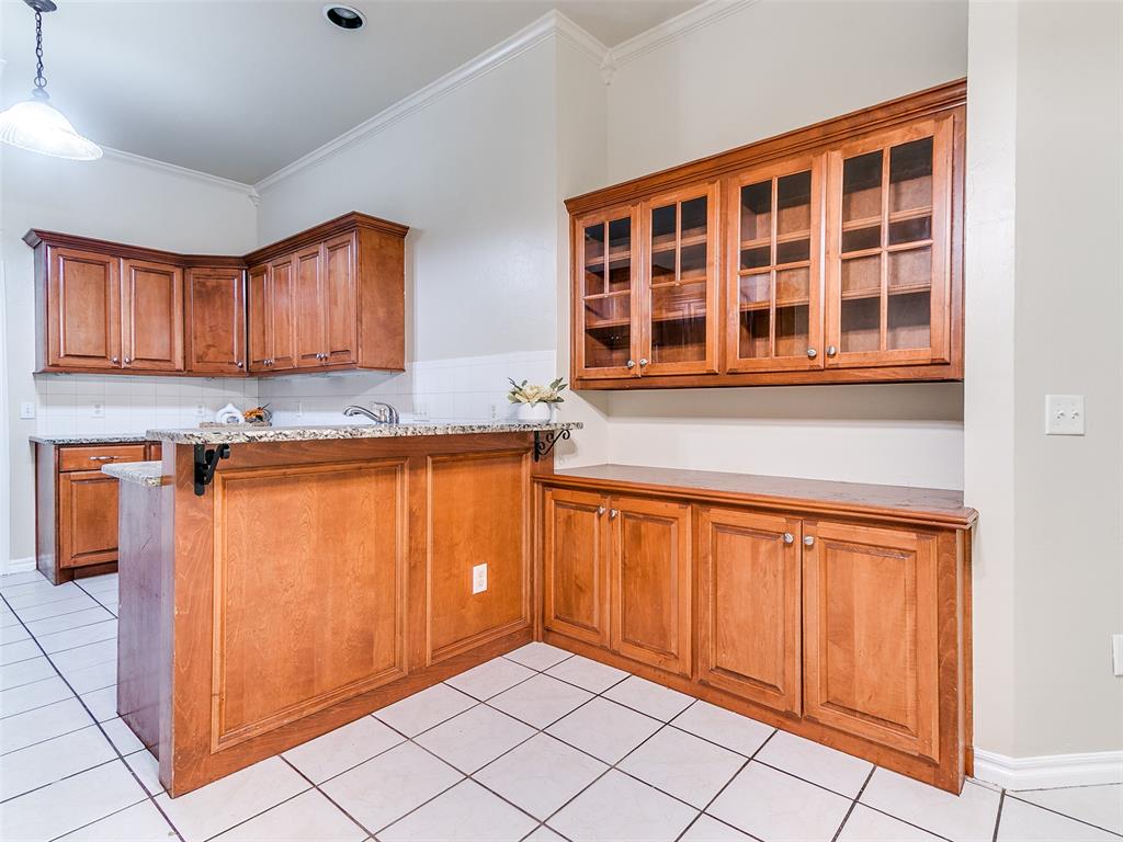15524 Swallowtail Road Property Photo 10