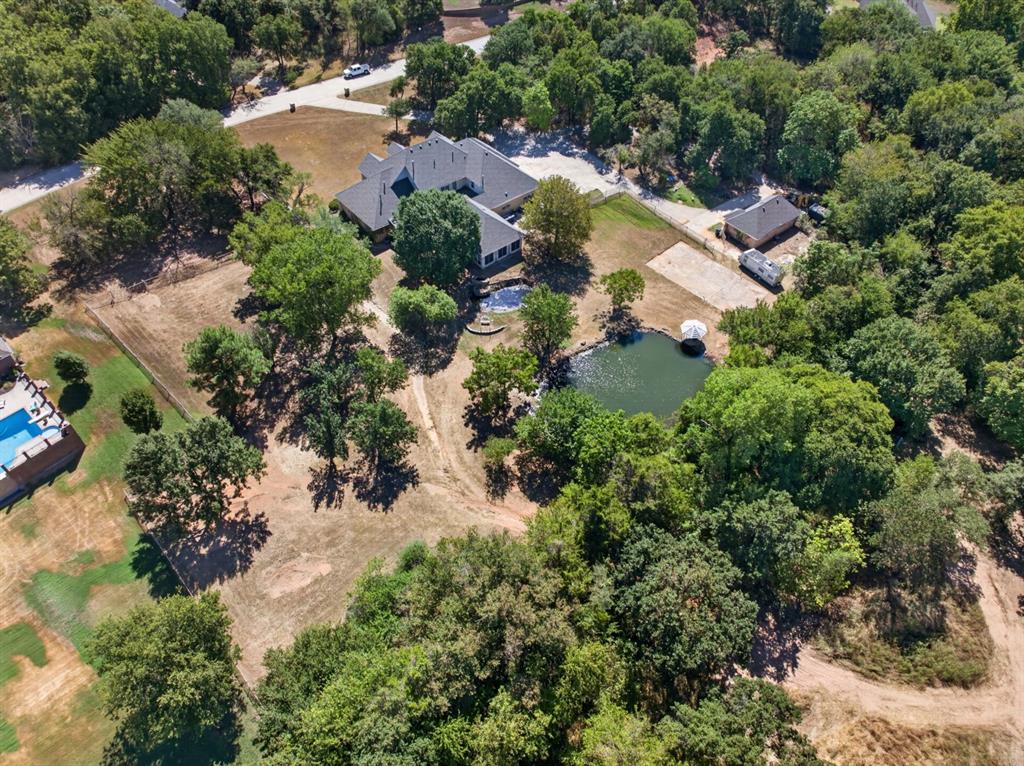3231 Wakefield Lane Property Photo 4