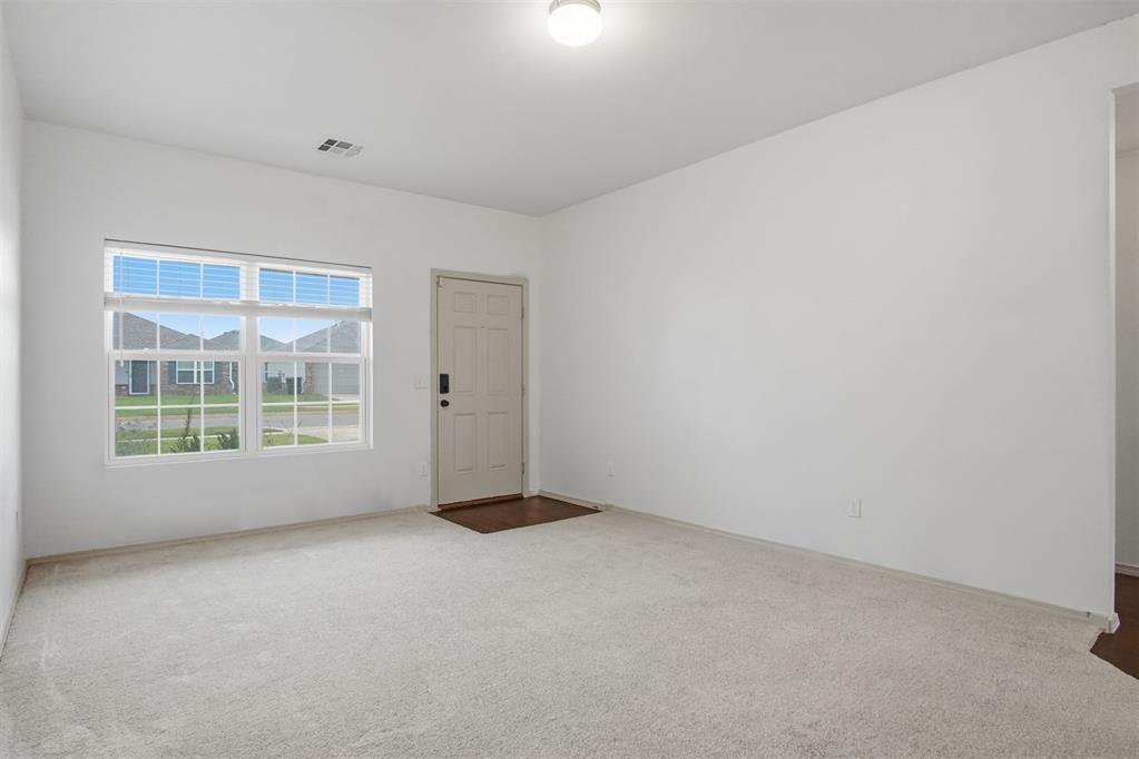 1404 Sandstone Drive Property Photo 17