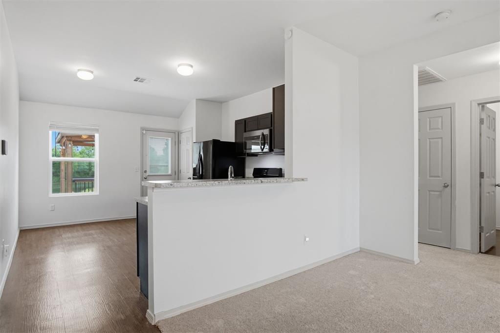 1404 Sandstone Drive Property Photo 19