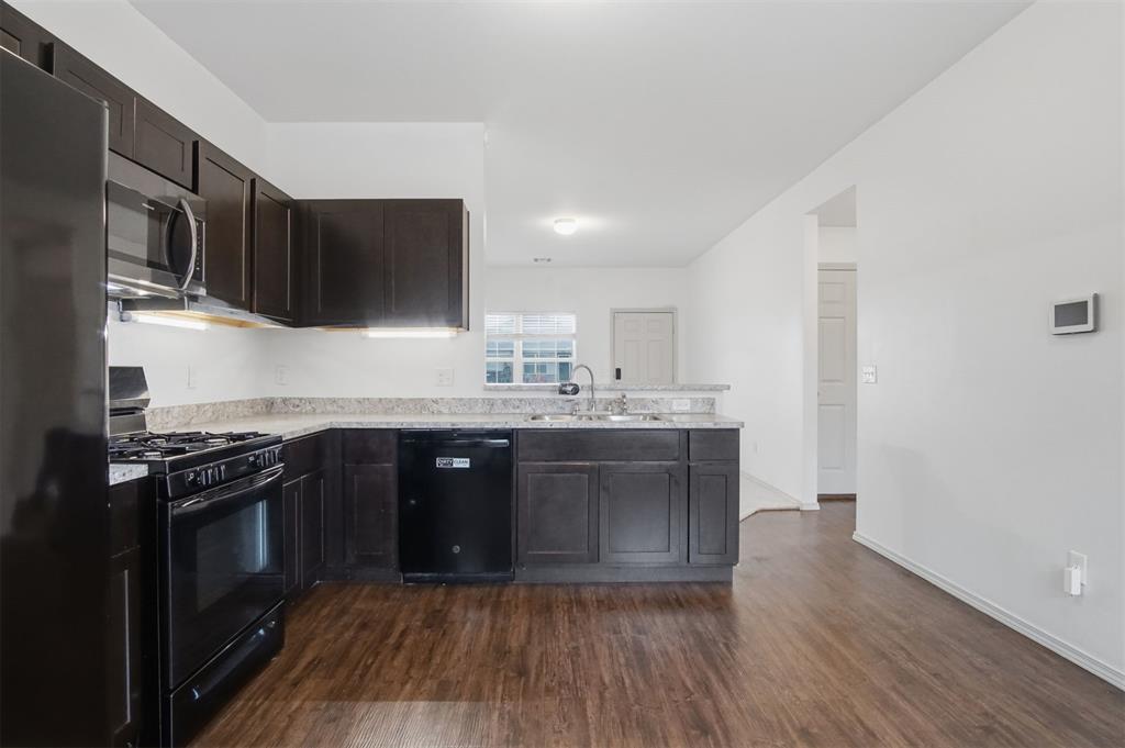 1404 Sandstone Drive Property Photo 22