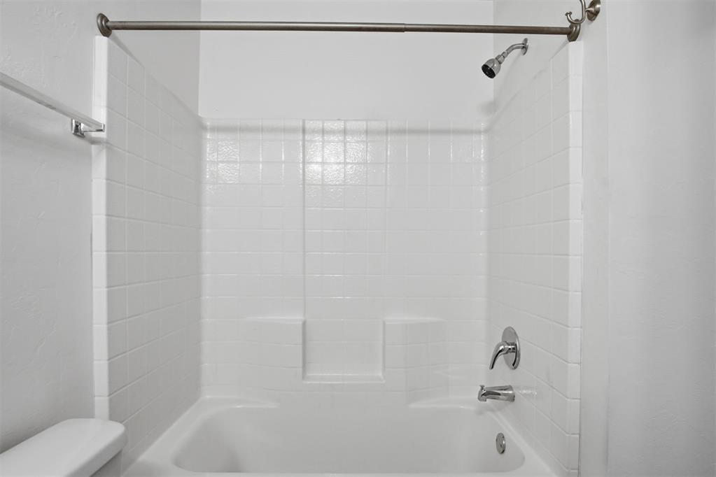 1404 Sandstone Drive Property Photo 27