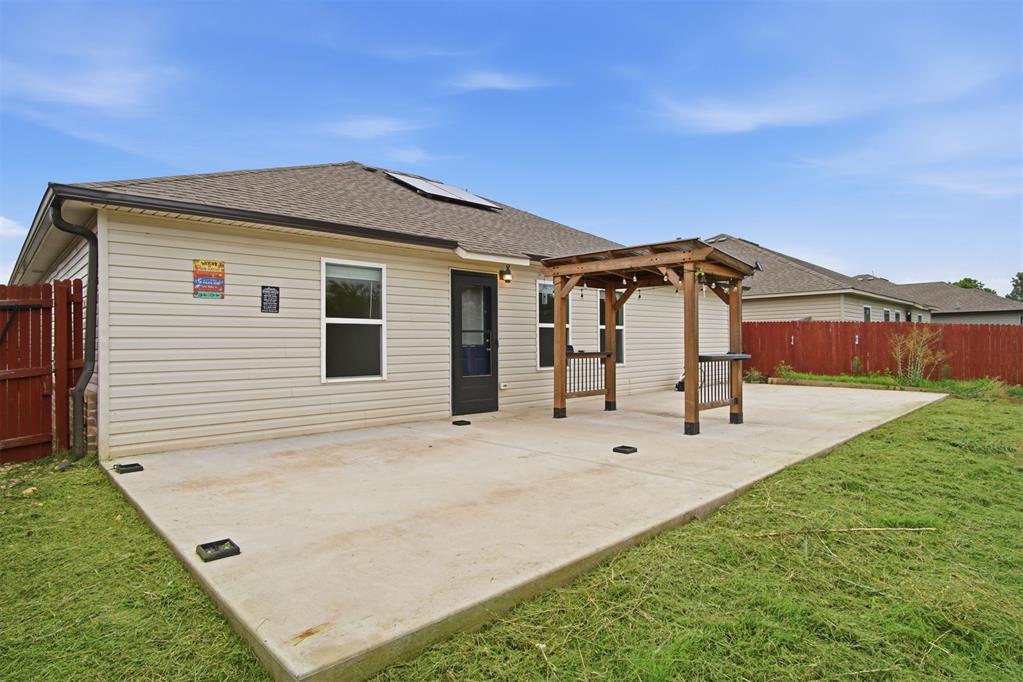 1404 Sandstone Drive Property Photo 33