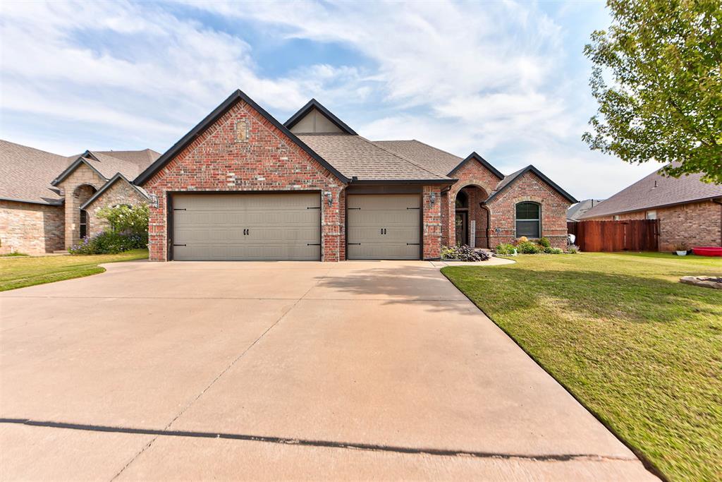 2716 Kathleens Crossing Property Photo 1